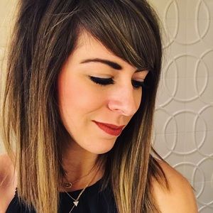 Meet your Posher, Ashley